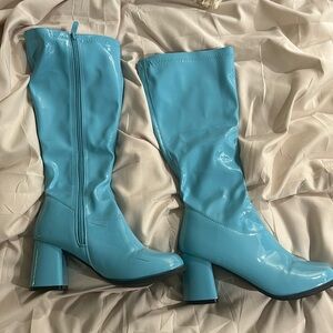 Gogo boots